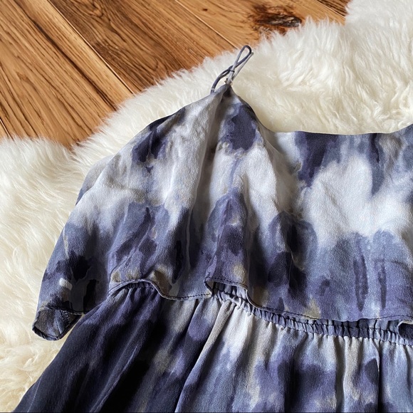 100% Silk Aritzia Central Park West Blouse Camisole Tank Tiered Flowy - Picture 2 of 9